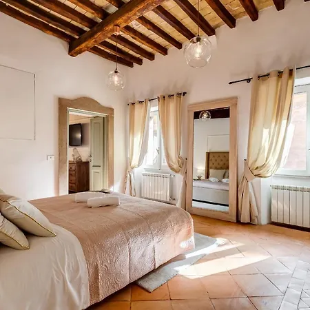Navona Square - Romedreamhome Апартаменты *