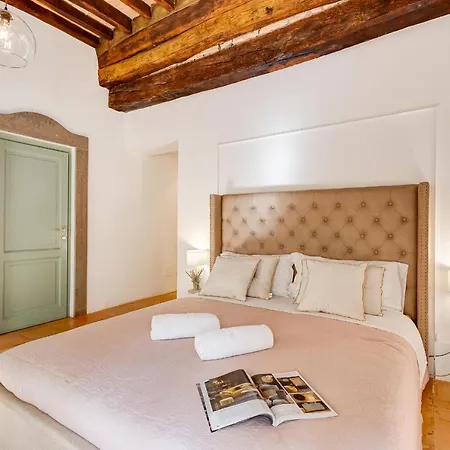Navona Square - Romedreamhome Апартаменты *